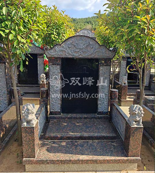 双峰山陵园传统立碑