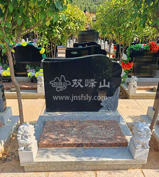双峰山陵园艺术墓碑